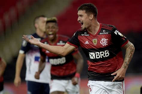 Flamengo Se Qued Con El Primer Puesto En El Grupo A Iam Noticias