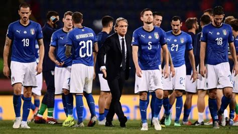 ويحتل منتخب إيطاليا صدارة ترتيب المجموعة العاشرة برصيد 21 نقطة، بينما يتواجد منتخب ليشتنشتاين في المركز السادس والأـخير بنقطتين. منتخب إيطاليا يسعى لطرد الأرواح في ميلانو