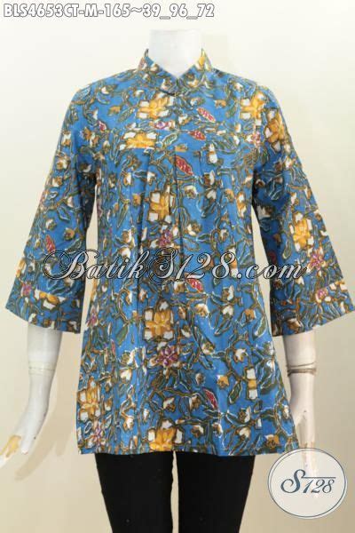 Baju Blus Batik Motif Bunga Dasar Biru Pakaian Batik Modis Model Kerah