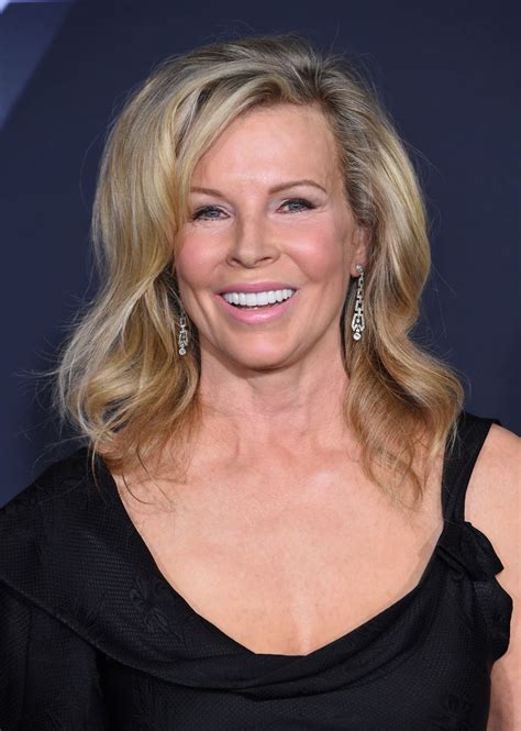 Kim und pasha müssen sich als 2. Kim Basinger | Shades of Grey Wiki | Fandom