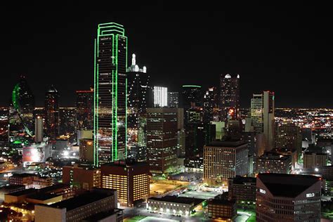 Dallas Fountain Place Vs Houston Williams Tower Which
