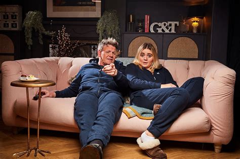Celebrity Gogglebox Returns For C4s Stand Up To Cancer