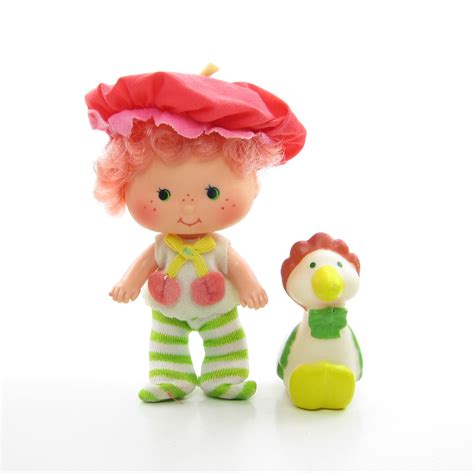 Cherry Cuddler Strawberry Shortcake Doll With Gooseberry Pet Brown