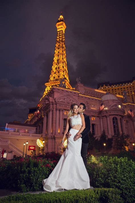 Las Vegas Strip Weddings Paris Las Vegas Wedding Photos Wedding Ideas