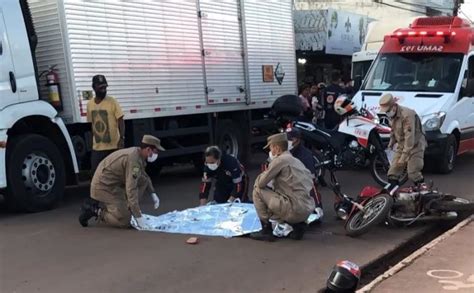 Ao Cair De Moto Criança Morre Atropelada Por Caminhão Em Goiás