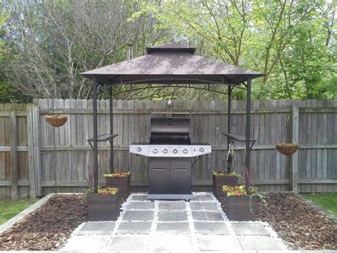 This is not for the faint hearted and will take a keen diy'er. Build a grill gazebo for your backyard! - DIY projects for ...