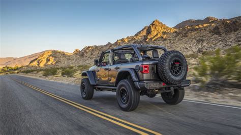 2021 gladiator 392 v8 : 2021 Jeep Wrangler Rubicon 392 has 470-hp Hemi V8, extra off-road chops - myelectriccarsworld ...