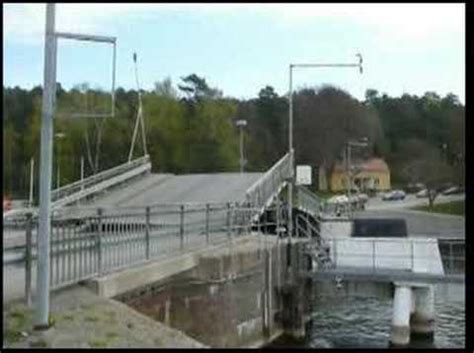 Peržiūrėti vieną puslapį foto galerija södertälje. Draw bridge and Södertälje channel - YouTube