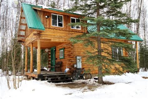 Stay In This Secluded Alaska Log Cabin And Play In The Lakes And Rivers