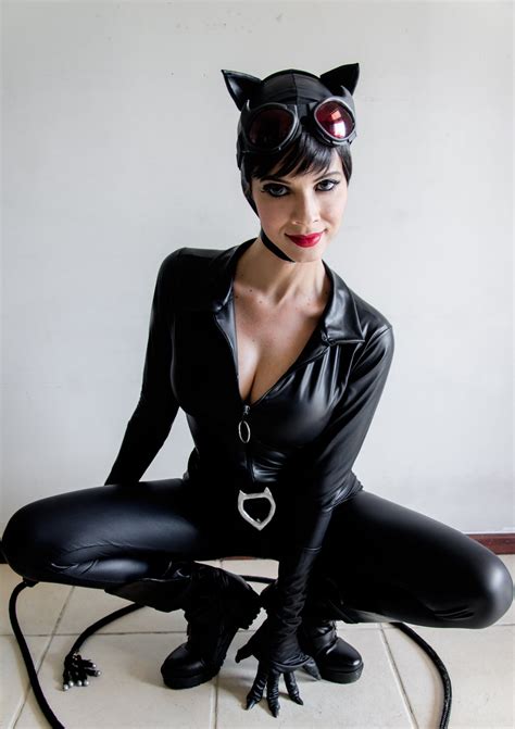18 Sexiest Catwoman Cosplays That Will Blow Your Senses