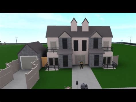 But anyone can put together four walls and call it a house. Bloxburg 10k aesthetic house - YouTube