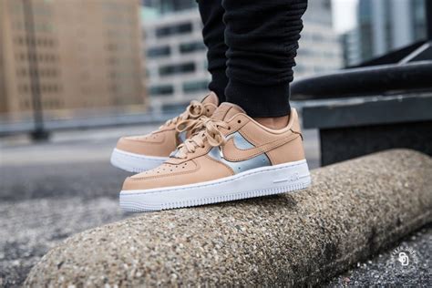 Free delivery and returns (ts&cs apply), order today! Nike Women's Air Force 1 '07 SE Premium Bio Beige/Metallic ...