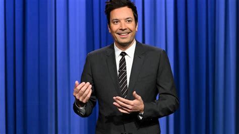 Jimmy Fallon Seth Meyers And Nbc To Extend Staff Pay On ‘the Tonight