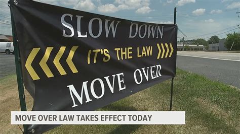 Move Over Law Now In Effect What Drivers Need To Know