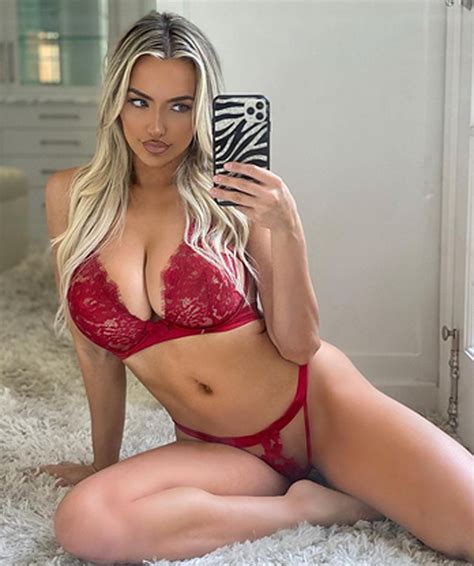 Instagram Lindsey Pelas Leading By Example In Fight Against Nudity