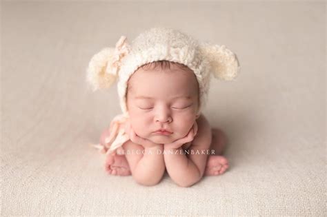 Newborn Photography Poses Guide For Home And Studio Newborn Picture