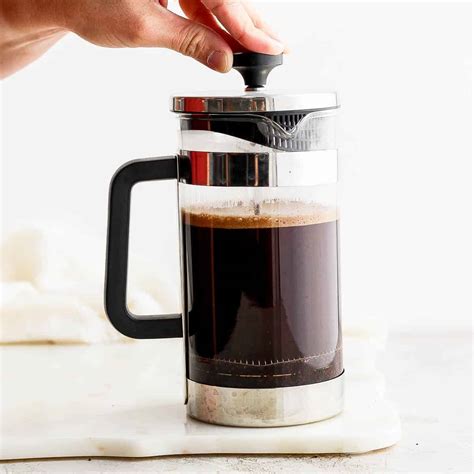 How To Use A French Press Simple Easy The Wooden Skillet