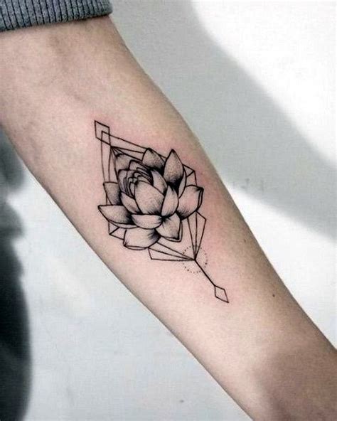 Geometric Tattoo 10 Simple Tattoos With Sophisticated