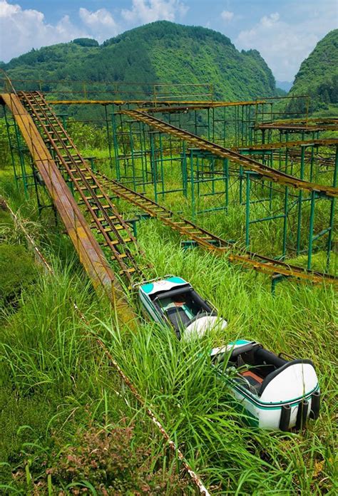 Abandoned Roller Coaster In Hubei Province China Pics