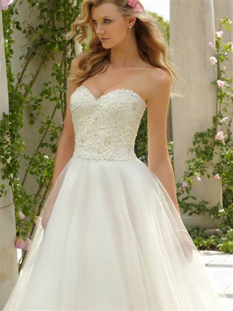 This dress is easy to change up from day to night using bridal accessories. Short Wedding Dresses that are Classy & Sassy