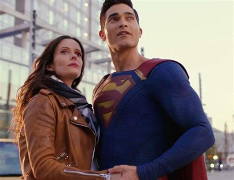 Stream next day free only on the cw. SUPERMAN & LOIS Given a Full Series Order - STARBURST Magazine