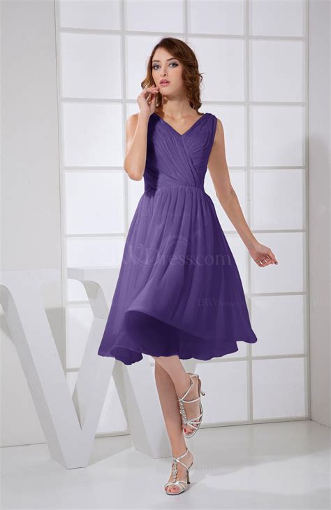 dark purple plain a line v neck sleeveless knee length prom dresses