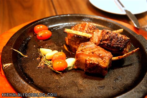 It is one of the key locations in malaysia because of its importance in commerce, tourism and industrialization. Renaissance Johor Bahru Hotel - Cafe BLD - The Halal Food Blog