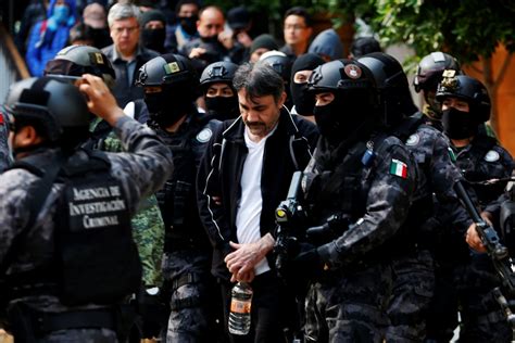 Mexico Captures El Chapos Ex Right Hand Man And Sinaloa Cartel Boss