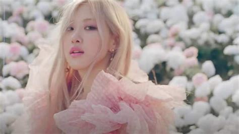 On The Ground Mv Blackpink Member Rosé Makes Her Solo Debut With