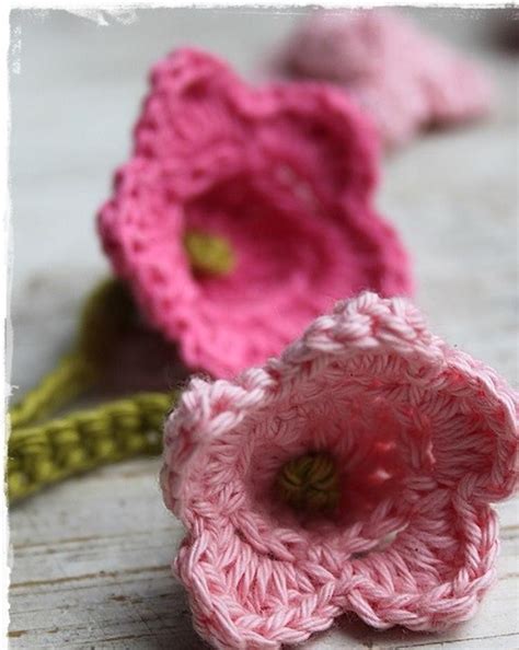Erg Leuk Bloemetje Om Te Haken Yarn Flowers Knitted Flowers Crochet Flower Patterns Crochet