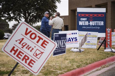 Texas Democratic Voters Dipped In Primaries Gop Turnout Increased