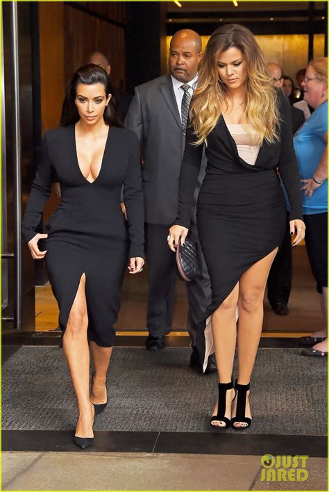 Kim Kardashian Flashes Major Cleavage At Nbcu Upfronts Photo 3114302
