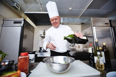 Differences Between Cooking At Home And In A Restaurant Chef Works Blog