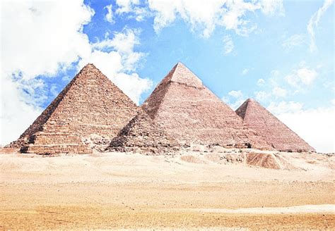 Egypt Perplexed By Pyramid Porn Telegraph India