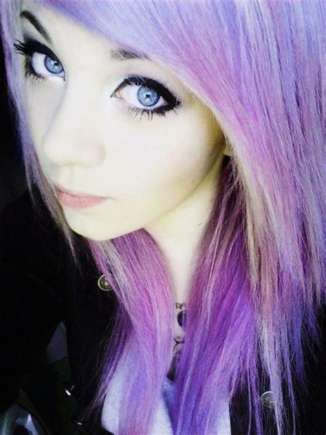 Bold And Simple Casual Everyday Makeup And Pastel Purple Hair Lilac