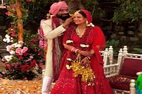 Pics Newly Wed Mona Singhs First Picture With Husband Shyam Is Adorable Ibtimes India