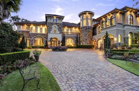 16 Beautiful Stone And Stucco Homes Homes Of The Rich