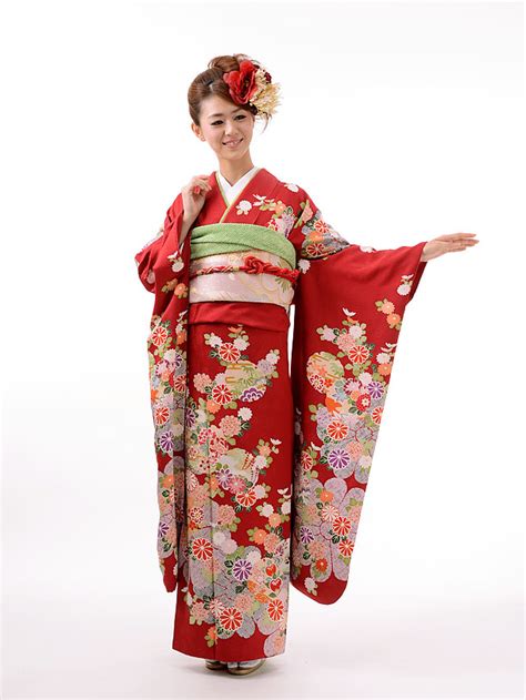 Kimonos Their History And Contemporary Use