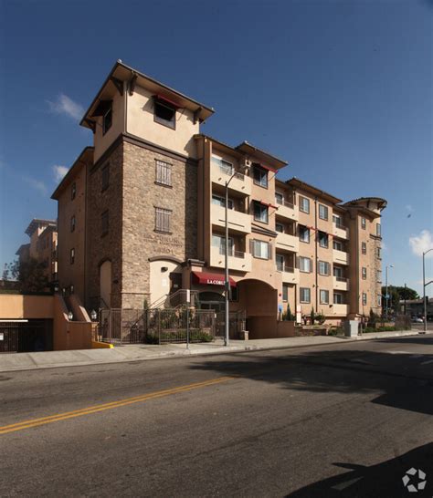 La Coruna Senior Apartments Apartments In Van Nuys Ca