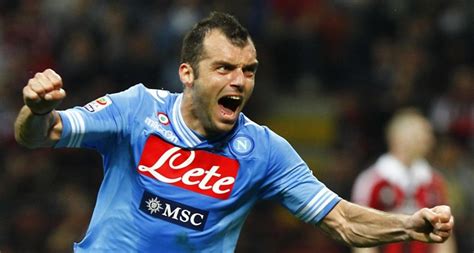 Bir dönem galatasaray forması da giyen goran pandev, 37 yaşında ülkesi kuzey makedonya ile avrupa şampiyonası heyecanı yaşadı. goran pandev #917277 - uludağ sözlük galeri