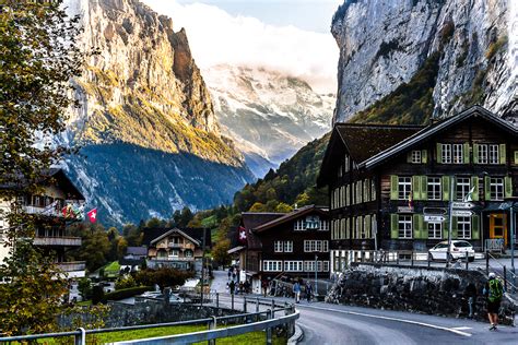 As Encantadoras Estradas E Vilas Da Suíça Terra Adentro