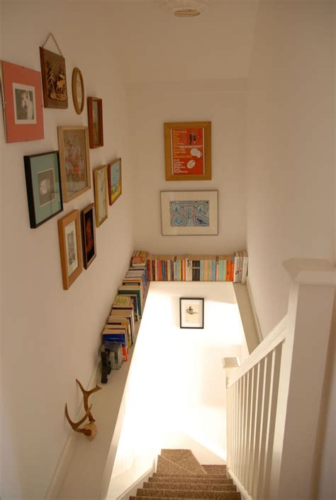 28 Stylish Stairway Decorating Ideas For Displaying Everything From