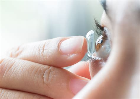Common Eye Problems And Contact Lenses The Eye Observer