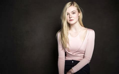 Elle Fanning Height Weight Bra Size Body Measurements Age Affairs