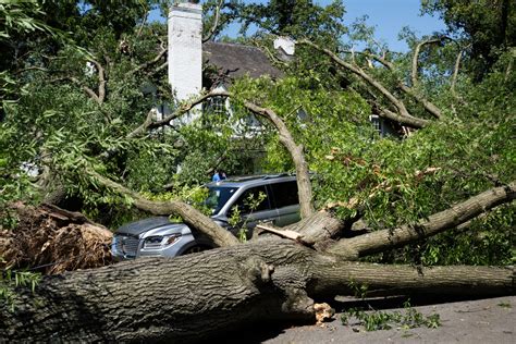 Dc Storm Thousands Without Power Roads Closed For Cleanup The Washington Post