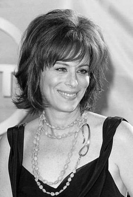 Modèle de Coiffure Pour Femme de 50 Ans : Les coupes Qui ...
