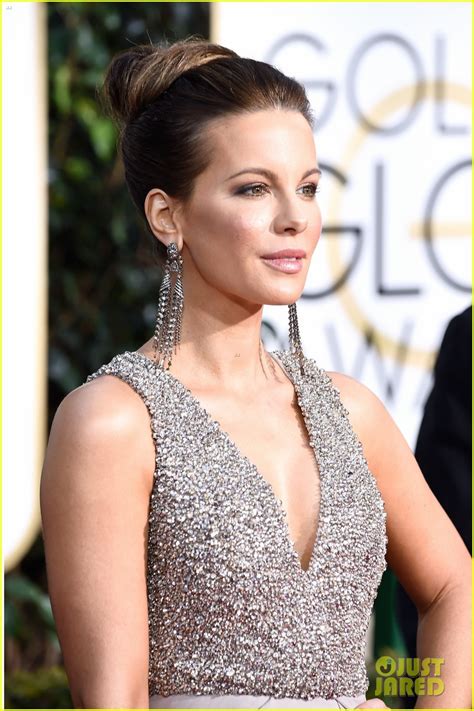 Kate Beckinsale Brightens Up The Golden Globes 2015 Red Carpet Photo