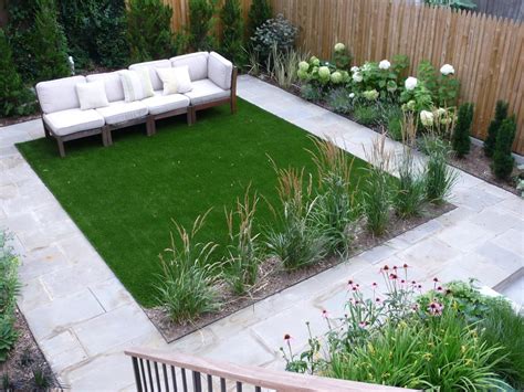 Garden landscaping ideas with seating area Low Maintenance Landscaping Ideas For Small Yards ...