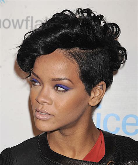 Celebrity rihanna shoulder length ombre hair/pacificcoastnews.com. Rihanna Short Wavy Black Undercut Hairstyle