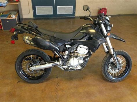 It is hard to find one that you can ride both on the street and dirt with. Buy 2008 Kawasaki KLX 450 R Street Legal Dirt Bike Dual on ...